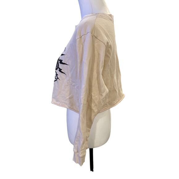 Altar'd State Long Sleeve Holiday Top Santa Small - Picture 3 of 4